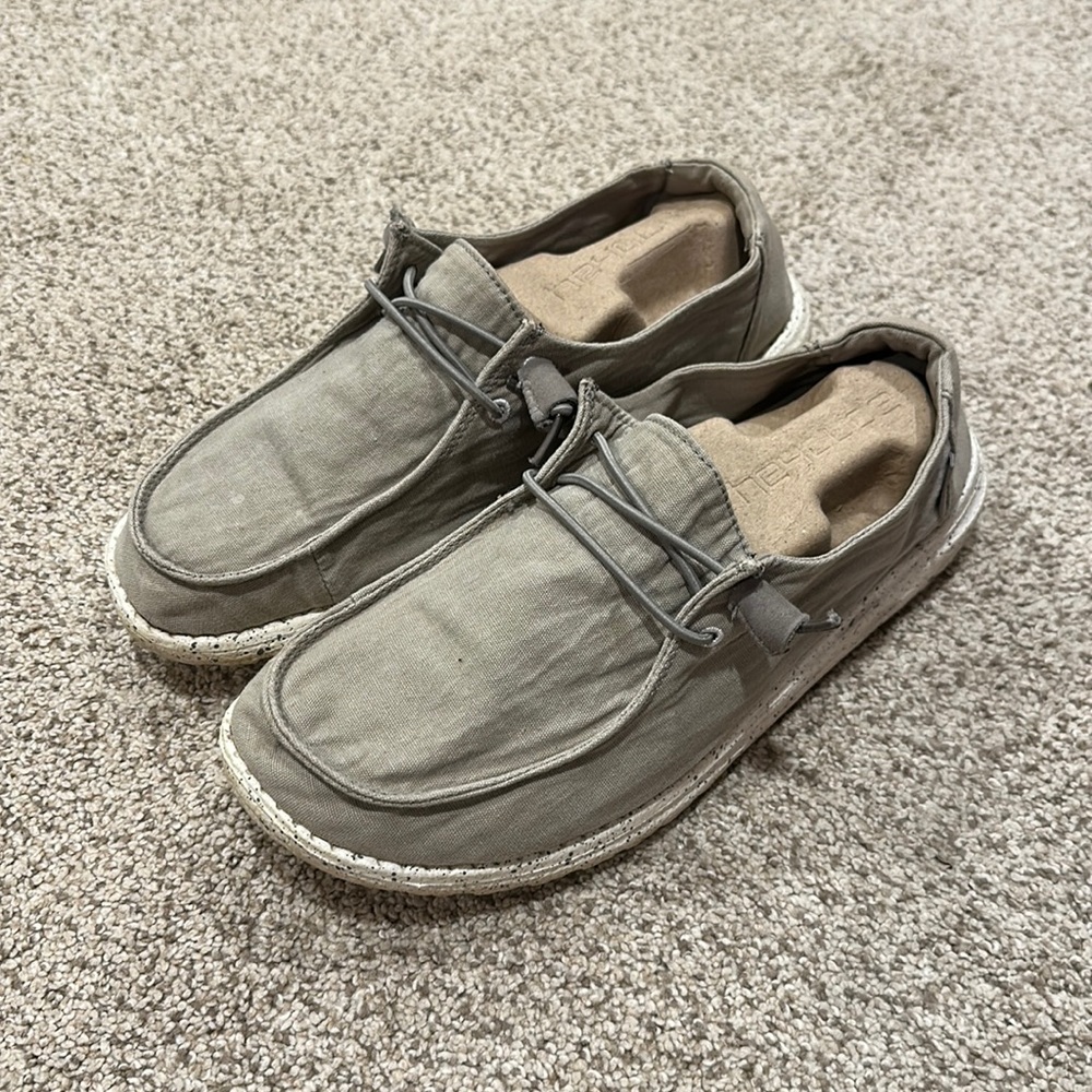 Hey Dude women’s shoes